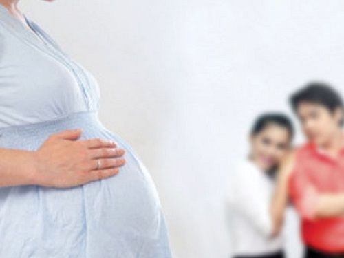 Ở Việt Nam được phép mang thai hộ hay không?