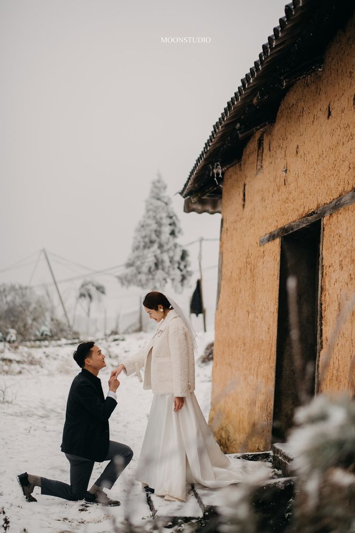 Cặp đôi chụp ảnh cưới ở Y Tý giữa màn tuyết trắng xóa