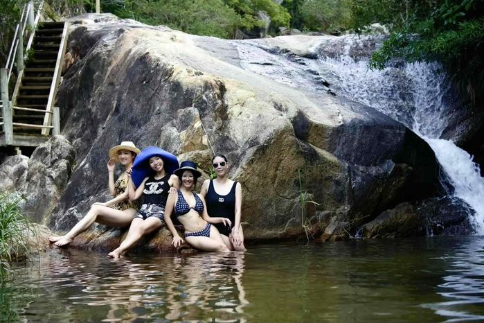 Hồng Nhung, Hà Kiều Anh và Giáng My: mỹ nhân U50 hội tụ