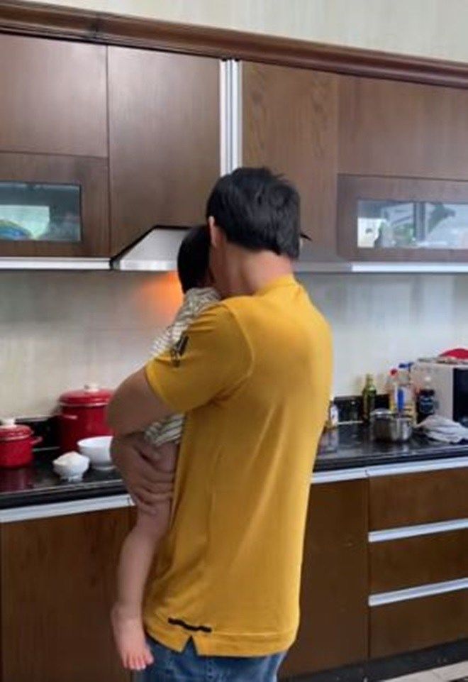 Lộ diện con gái Quách Ngọc Ngoan và Phượng Chanel