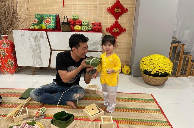 Dàn sao Việt gói bánh chưng đón Tết Nguyên Đán 2021