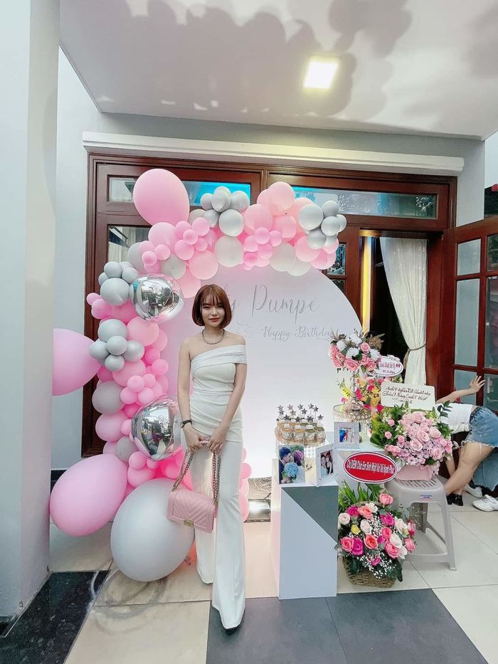 Đọ nhan sắc vợ của các nam diễn viên hài