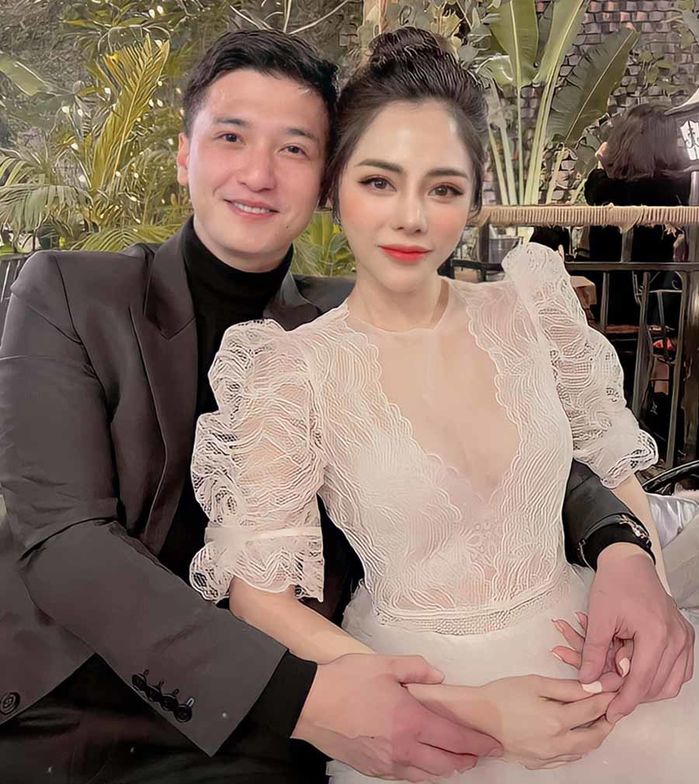 Bạn gái cũ của Huỳnh Anh có bình luận gây chú ý