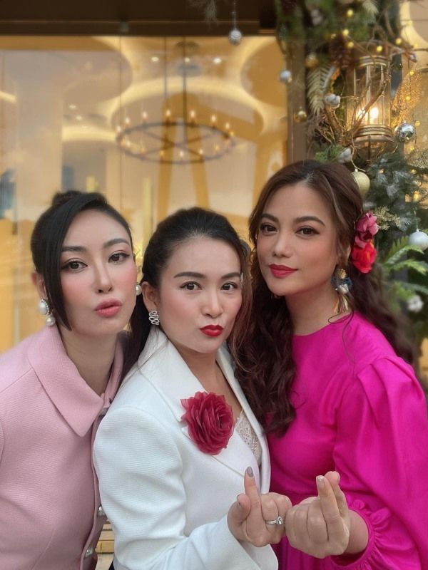 Hội bạn thân vừa đẹp vừa giàu Hà Kiều Anh - Trương Ngọc Ánh - Anh Thơ