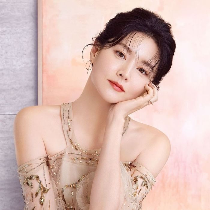 Lee Young Ae: Ảnh ngày ấy bây giờ