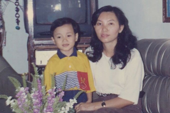 Những bà mẹ lầy lội của Vbiz