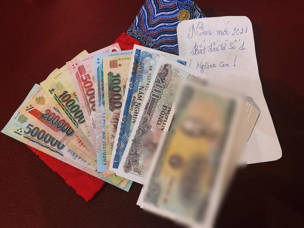 Những bà mẹ lầy lội của Vbiz