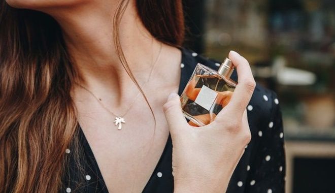 Những sai lầm khi dùng nước hoa gây phản tác dụng