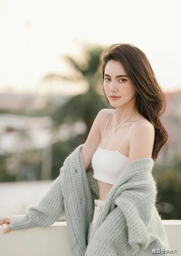 Mai Davika xinh đẹp trong bộ ảnh mới