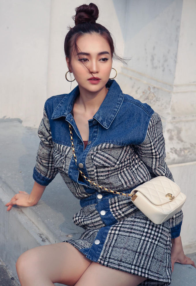 Style sao Việt tuần qua: Hà Hồ phanh cúc áo, Mlee khoe chân dài