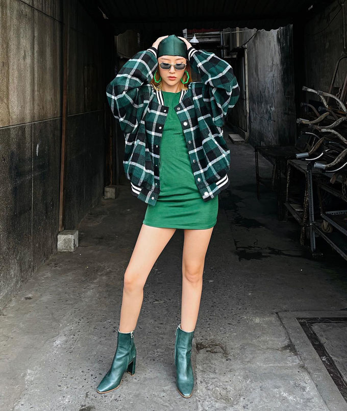 Style sao Việt tuần qua: Hà Hồ phanh cúc áo, Mlee khoe chân dài