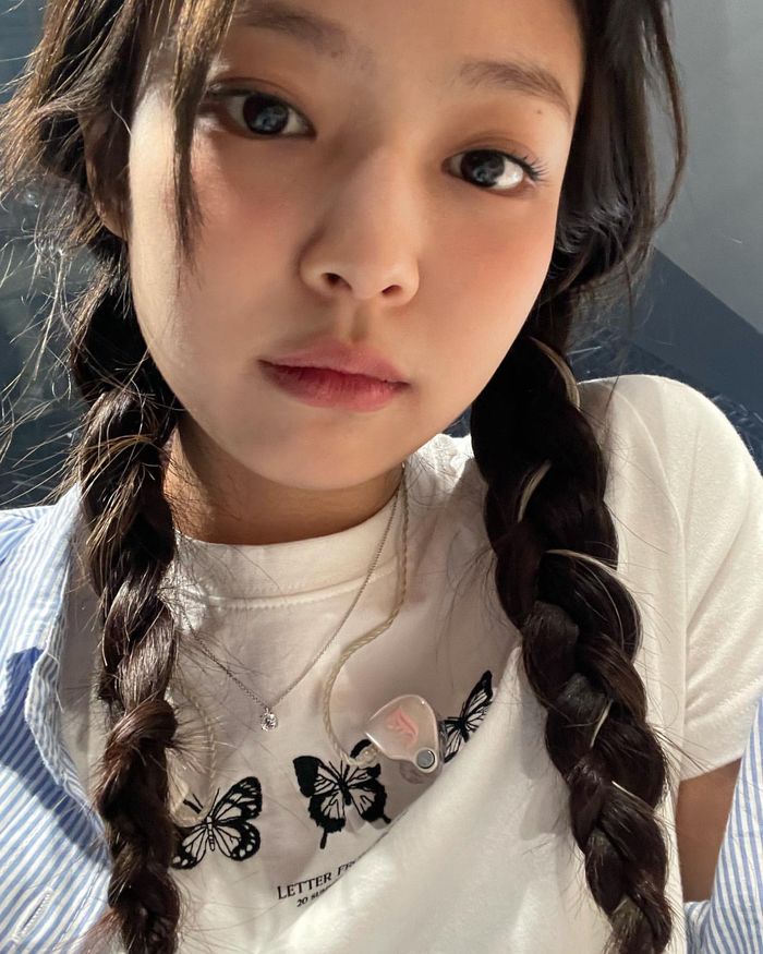 Cách tạo lớp makeup đẹp như Jennie Black Pink