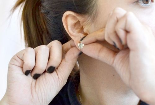 Những thứ cần cởi ra và mặc vào giúp bạn ngủ ngon