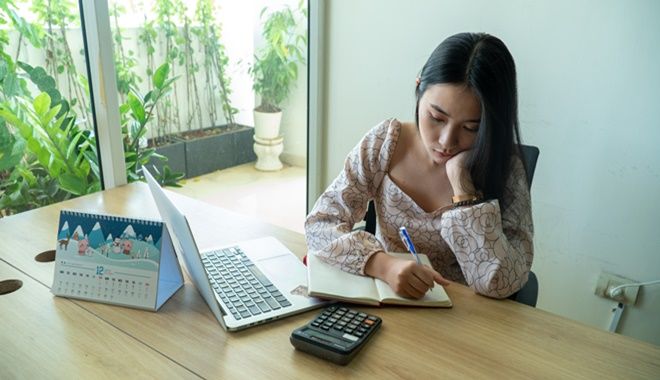 7 biểu hiện cho thấy bạn đang bị đồng nghiệp lợi dụng