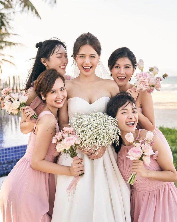 Hội bạn thân 5 nàng dâu hào môn Việt