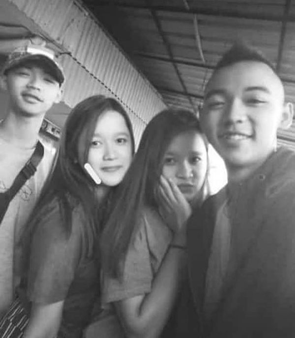 Anh em sinh đôi cưới chị em sinh đôi