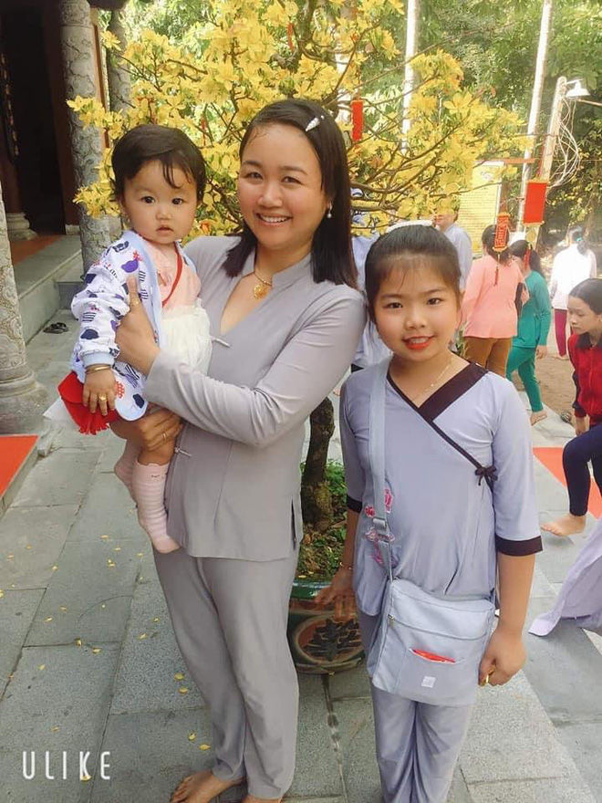 Bị hàng xóm nói xấu, “mẹ ghẻ” dùng hành động đập tan mọi gièm pha