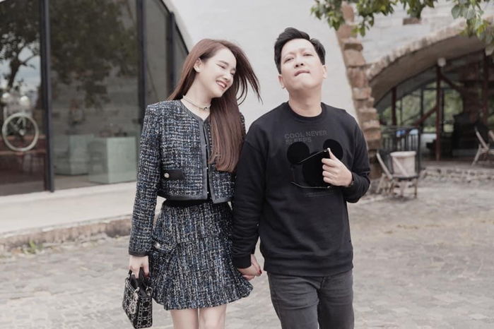 Cách xưng hô của các cặp vợ chồng sao Việt