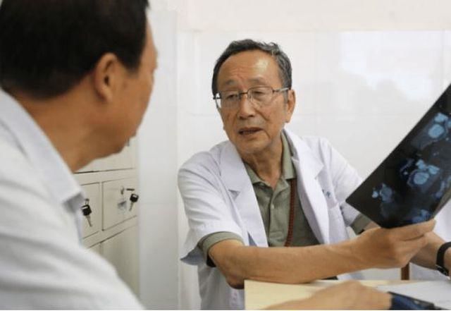 Chuyên gia Hồ Đại Y: 4 điều làm mỡ máu cao, 2 thói quen giảm mỡ máu