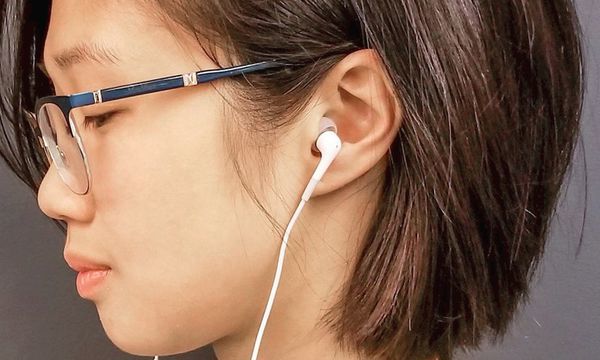 Chuyên gia WHO cảnh báo nguy cơ mất thính lực ở người trẻ vì tai nghe