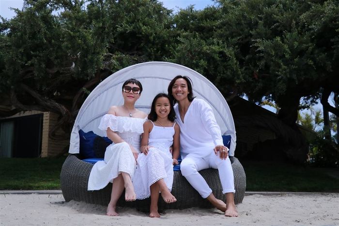 Con gái văn võ song toàn của Việt Hương