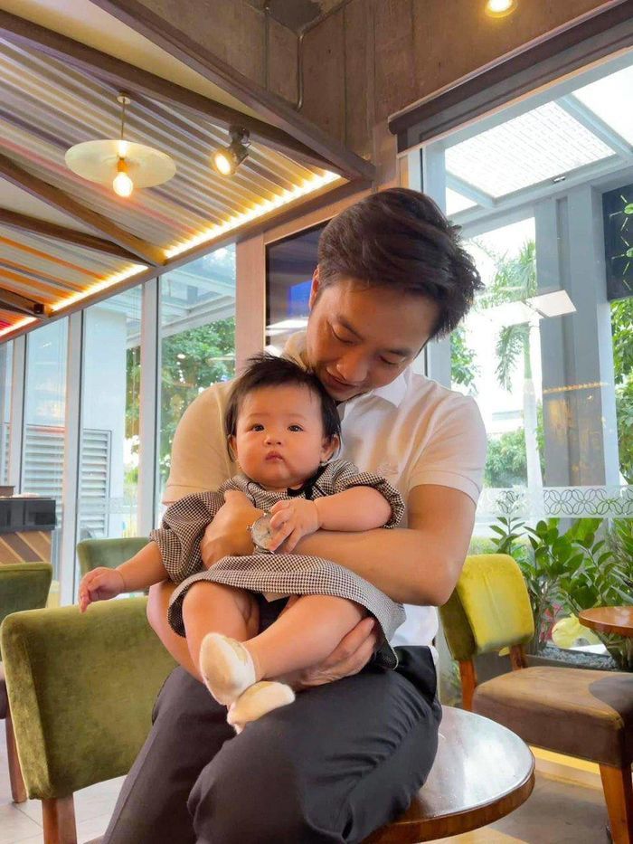 Cường Đôla đòi xử con gái tội ăn, nhưng bị vợ tố ngược