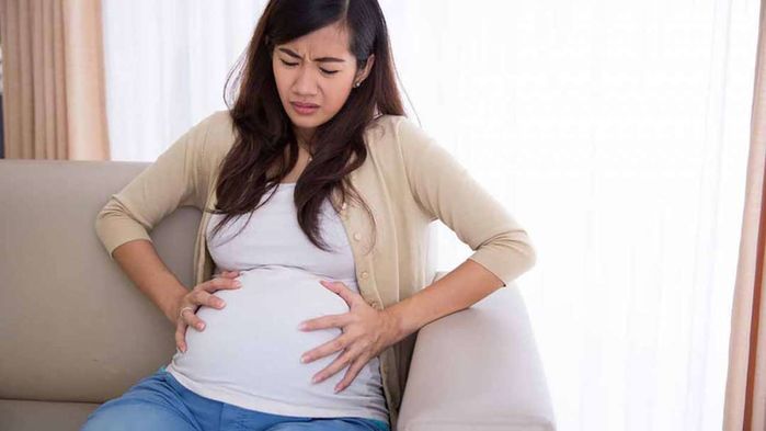 ĐH Granada (Tây Ban Nha): Sinh con trai khiến mẹ bầu đau hơn con gái