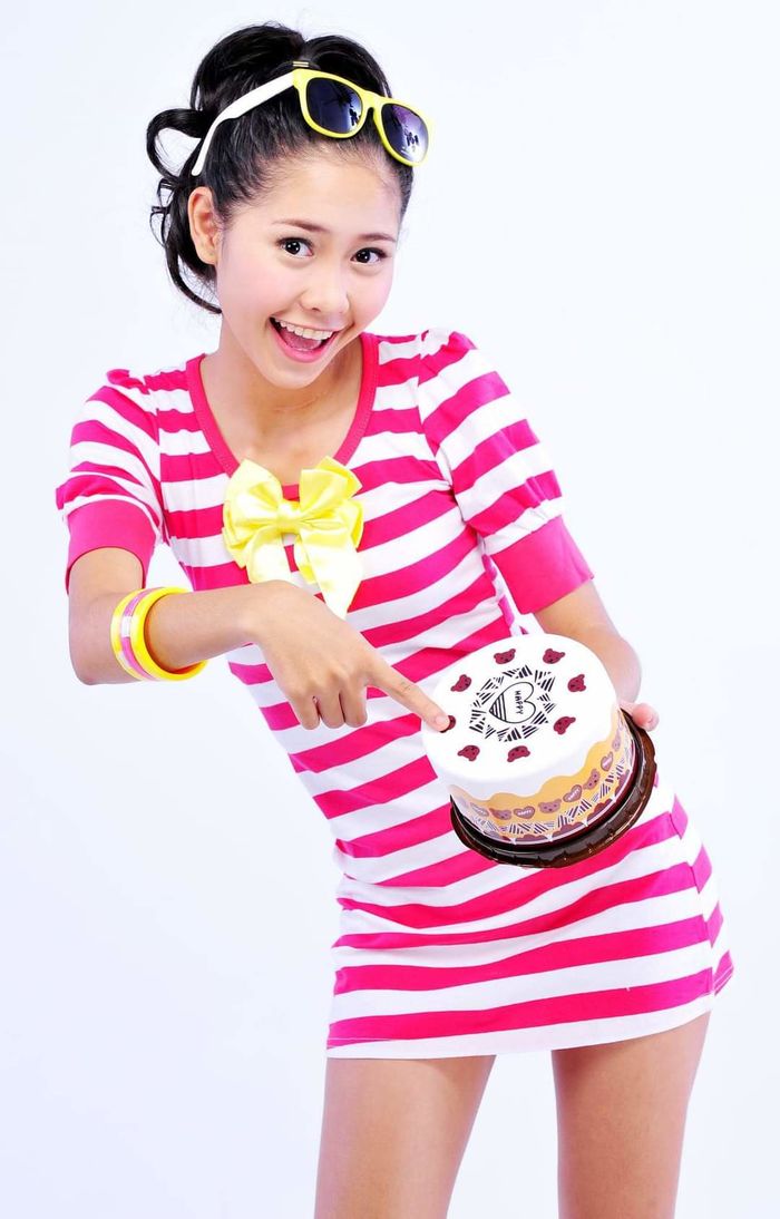 Nhan sắc của Tường Vi sau khi dằn vặt vì sửa mũi hỏng
