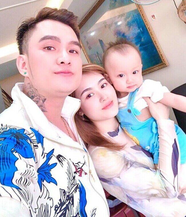 Đọ tài sản của các nam ca sĩ hội chợ