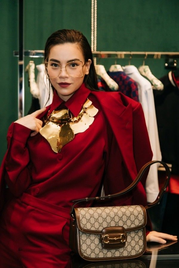 Hồ Ngọc Hà thừa nhận không hợp với trang phục màu đỏ