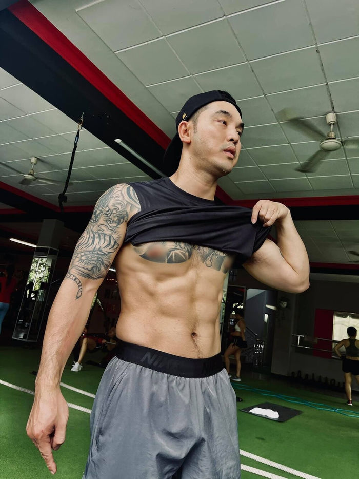 Hội sao nam Vbiz tuổi đã tứ tuần vẫn sở hữu body 6 múi