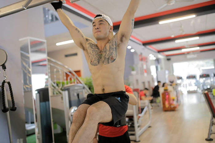 Hội sao nam Vbiz tuổi đã tứ tuần vẫn sở hữu body 6 múi