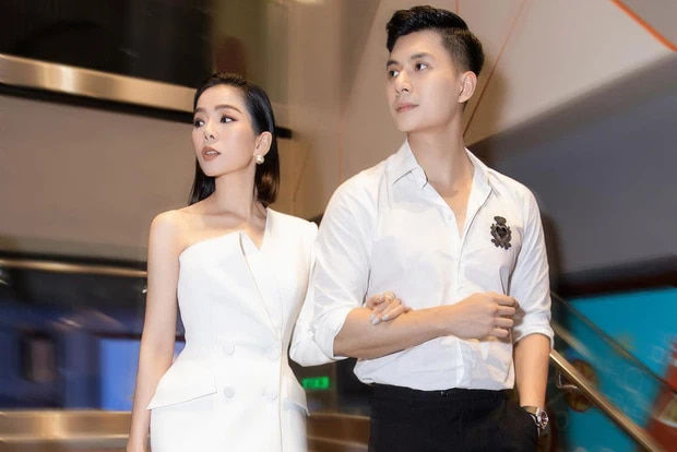 Lệ Quyên khoe món quà 8/3/2021 ngọt ngào