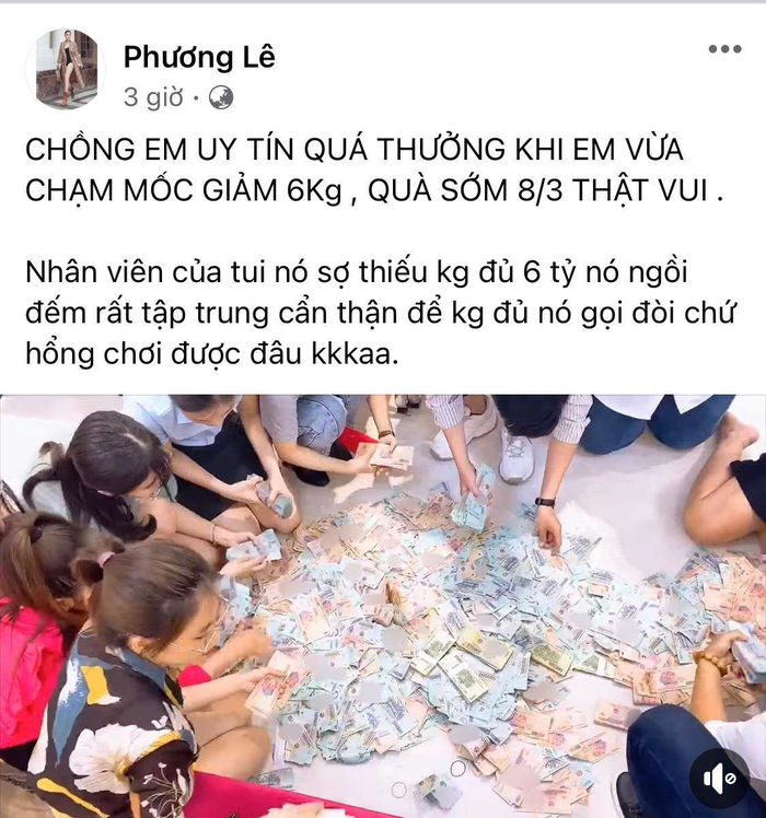 Phương Lê khoe núi tiền ông xã tặng sau khi giảm cân