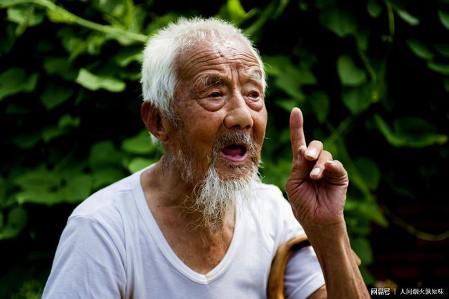 Cách sống khỏe mạnh của lão ông 113 tuổi
