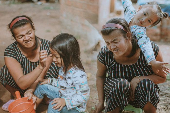 Mẹ nhận thức “như trẻ lên 3” một tay nuôi con gái chẳng biết mặt cha