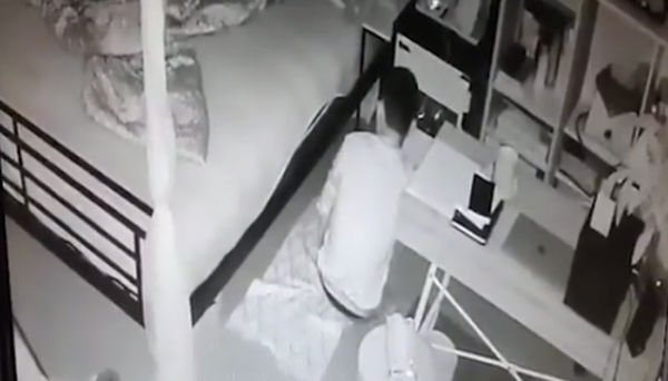 Nên làm gì khi kẻ gian đột nhập vào nhà lúc nửa đêm