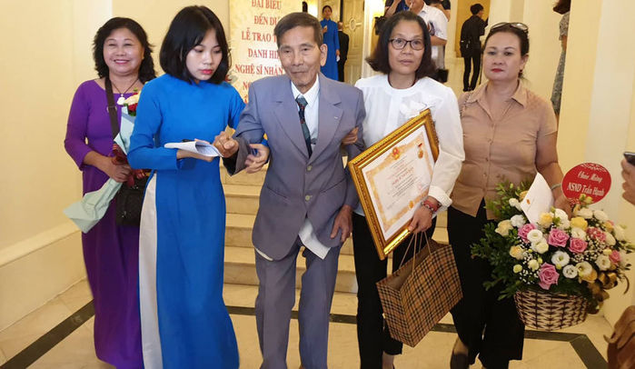 Nghệ sĩ Trần Hạnh qua đời ở tuổi 92