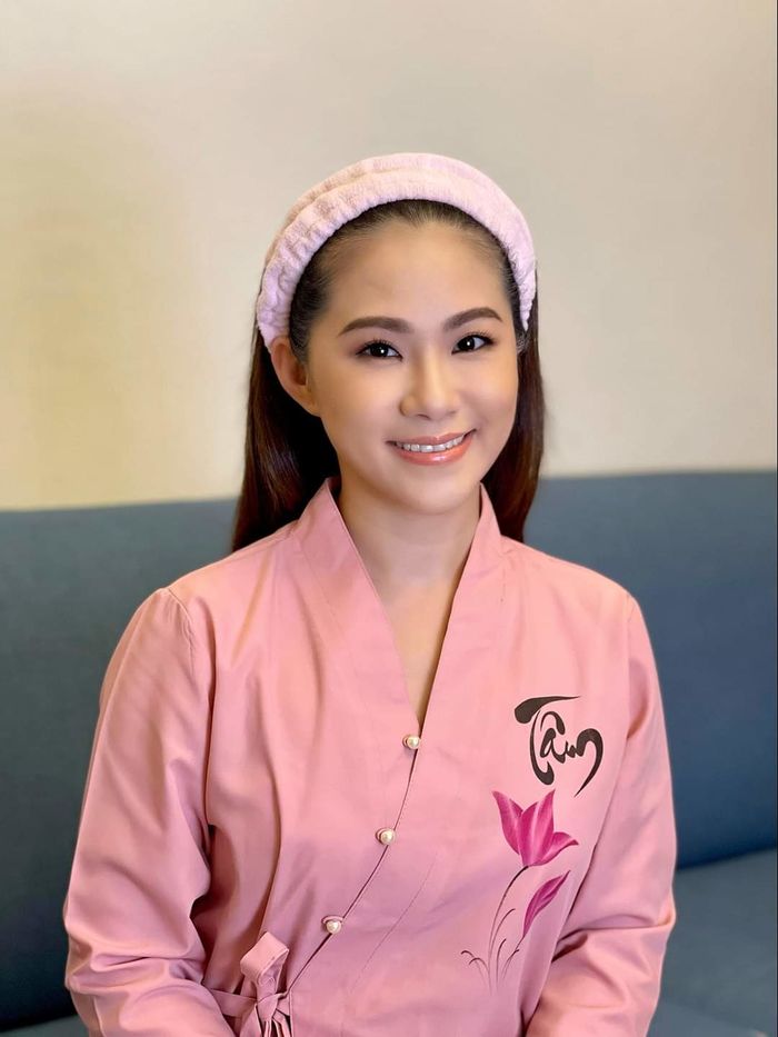 Nhan sắc đỉnh cao của Lương Bích Hữu ở tuổi 36