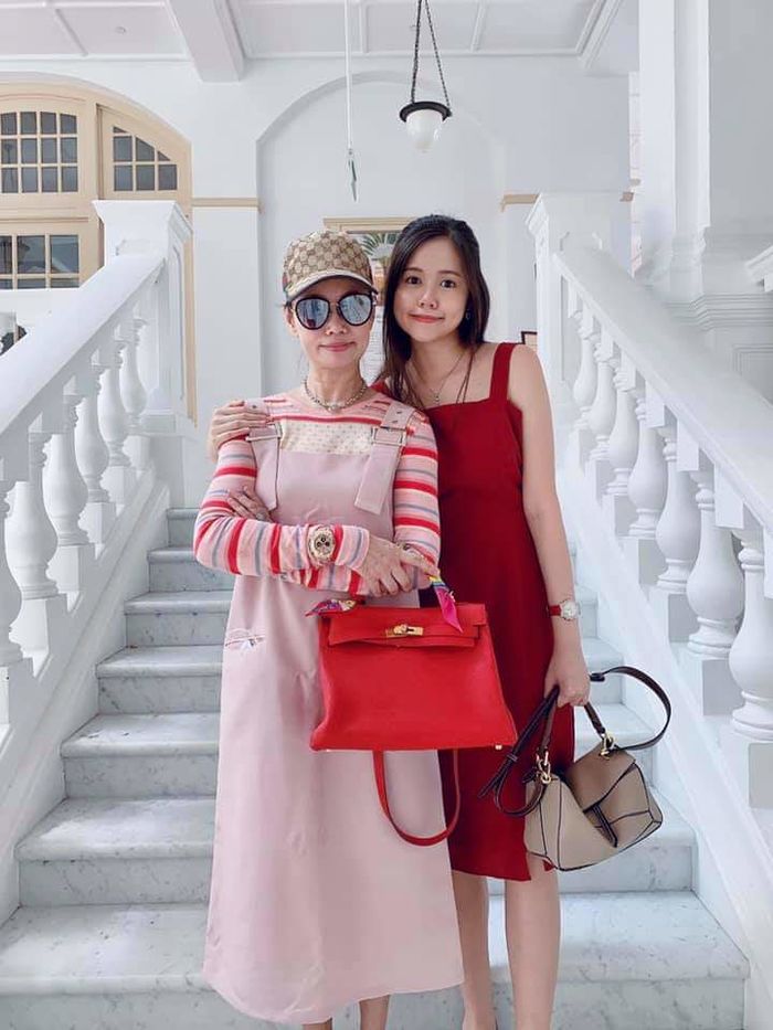 Những dấu hiệu trục trặc tình cảm của Hương Giang - Matt Liu