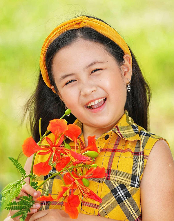 Bé Ngân Chi - Sao nhí Bố Già tiết lộ quá khứ