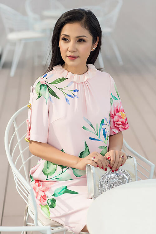 Sao Việt khổ trăm đường vì làm thiện nguyện