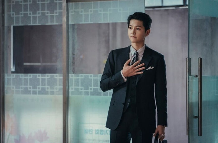 Song Joong Ki - Song Hye Kyo đăng ảnh giống nhau