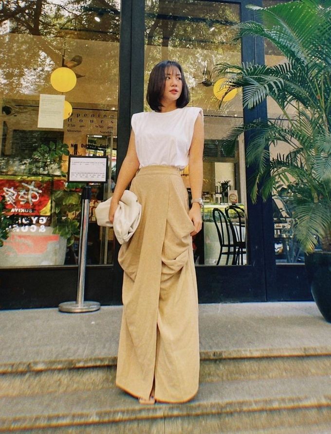 Style sao Việt tuần qua: Lệ Quyên khoe đường cong cực nuột tuổi 40