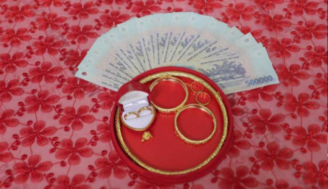 Thách cưới 5 triệu, cô gái bị nhà trai từ hôn