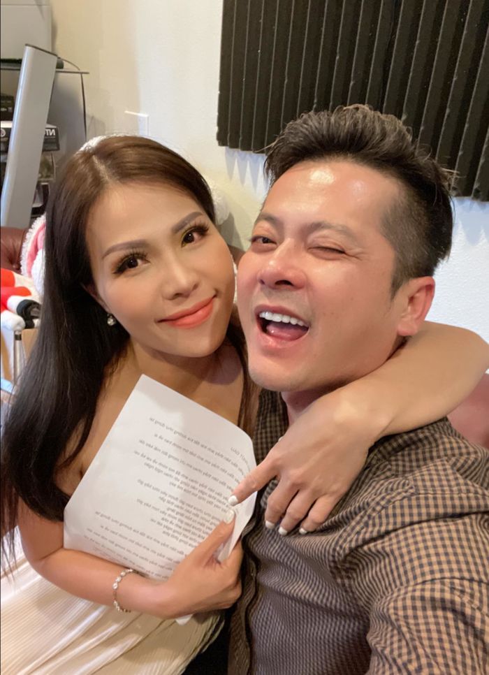 Thắm Bebe nói về vợ cũ Hoàng Anh
