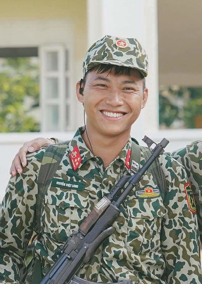 Thông điệp hãy để con trẻ được yên từ Mũi trưởng Long (Sao Nhập Ngũ)