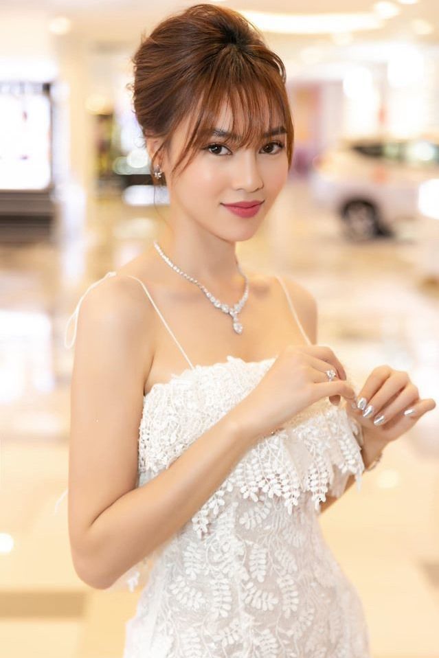 Top 5 ngôi sao trăm tỷ của điện ảnh Việt: Trấn Thành chưa phải nhất