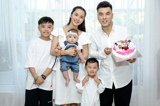 Ưng Hoàng Phúc tiết lộ từng nằm liệt giường, bị đàn em khinh rẻ
