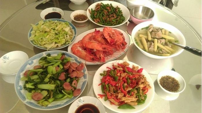 Chị chồng ly hôn dẫn 4 con về sống chung nhà chồng